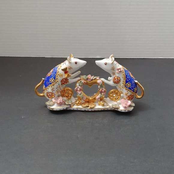 ISO - Picture 2 of 11